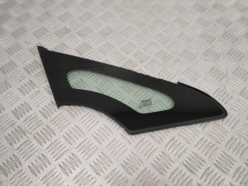 Nissan Leaf II Jobb belső oldalüveg768203NL0A