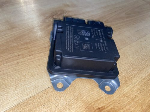 Tesla Model 3 gyári új légzsák vezérlő elektronika 1512876-00-E 0285020160