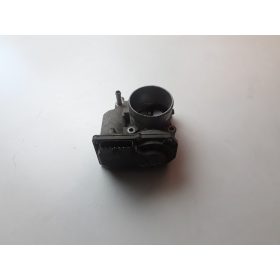 Toyota Auris E18 Fojtószelep 220300T110