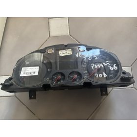 Volkswagen Passat B6 km óracsoport A2C53194181