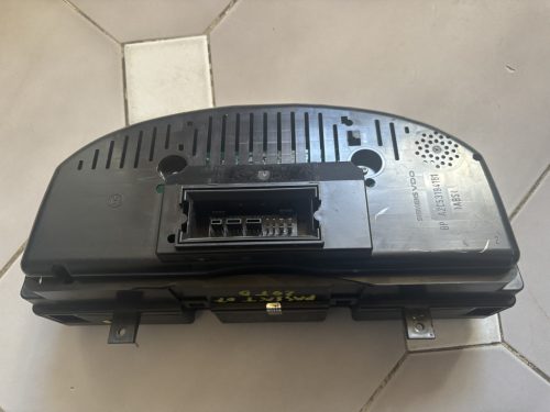 Volkswagen Passat B6 km óracsoport A2C53194181