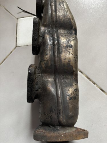 Audi A6 C6 2.7 TDI jobb oldali kipufogó leömlő 059253034L
