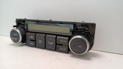 Toyota Auris E18 Fűtéskapcsoló 5590002460
