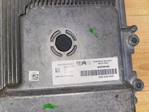 Opel Grandland motorvezérlő elektronika 9815023380