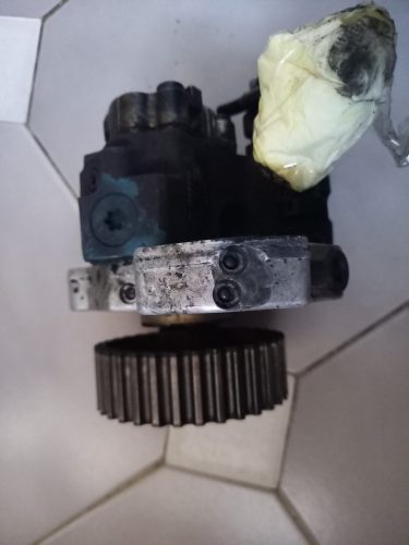 Volvo S40 V40, Renault Laguna Trafic magasnyomású 0445010075 8200108225