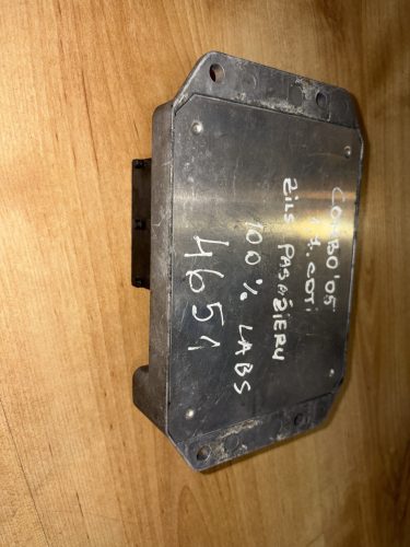 Opel Corsa C Combo Meriva ECU, 98021570 8980215700