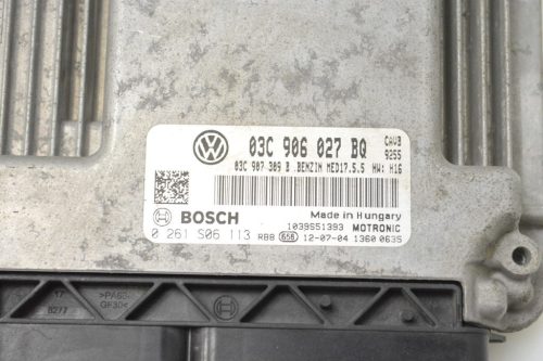 Volkswagen Touran II Motorvezérlő 03C906027BQ