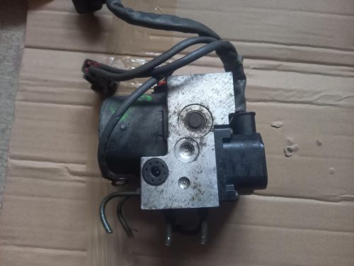 Mitsubishi Colt ABS kocka MR129948