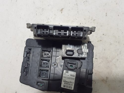 Renault Scenic Motorvezérlő szett 8200309692, 8200391966, 8200125077