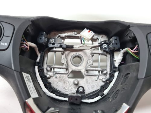 Opel Corsa F Multikormány 647390100B