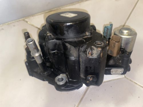 Ford Mondeo MK IV magasnyomású szivattyú 9687959180