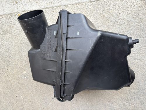 Lexus NX, Toyota RAV 4 légszűrő ház 17701-36250