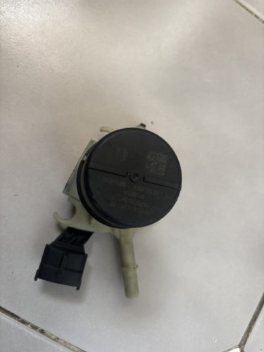 Jaguar F-Pace, Land Rover Range Rover Adblue pumpa F01C250150