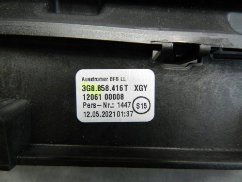 Volkswagen Arteon műszerfal szellőző rács 3G8858416T