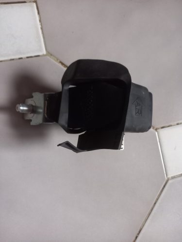 Toyota Corolla E210 hátsó biztonsági öv csat 309104610AA