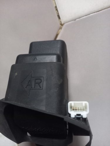 Toyota Corolla E210 hátsó biztonsági öv csat 309104610AA