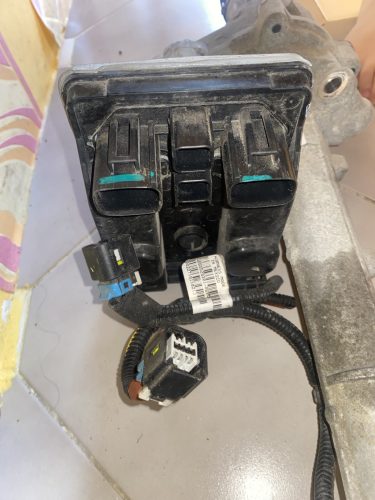 Tesla Model 3 Kormánymű 104483100F