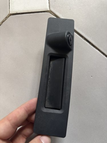 Tesla Model 3, Model Y hátsó kamera 1095949-00-E