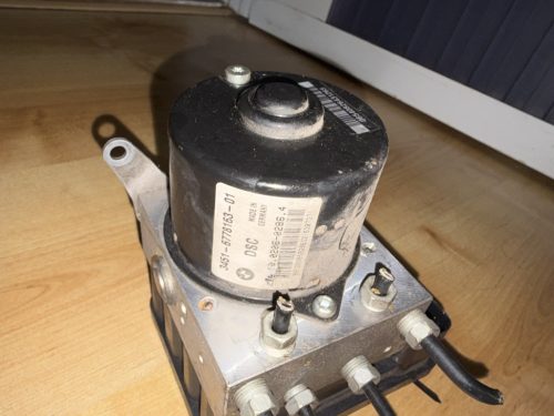 BMW 1 ABS kocka 6778164-01