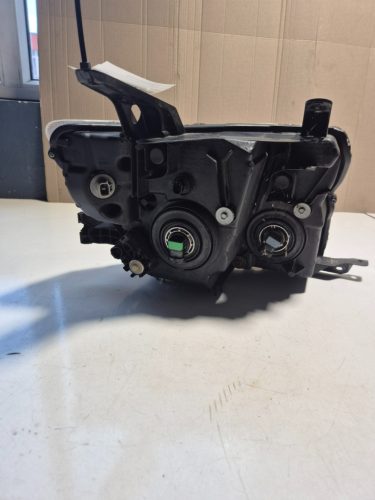 Mitsubishi Pajero IV Bal első lámpa, fényszóró 10087873