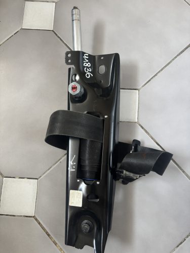 Volvo V70, XC70, S80 bal első biztonsági öv 39811479