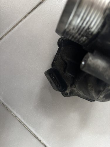 Volkswagen Audi Seat Skoda fojtószelep 03L128063E