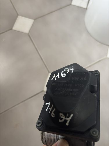Volkswagen Audi Seat Skoda fojtószelep 03L128063E