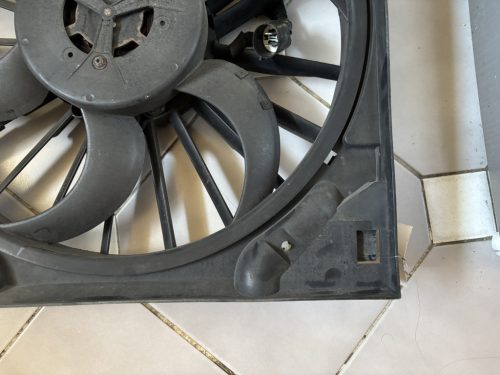 Jaguar XF hűtőventilátor 8X238C607BA