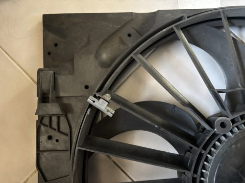 Jaguar XF hűtőventilátor 8X238C607BA