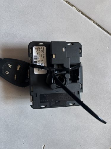 Saab 9-3 II gyújtáskapcsoló 12801010