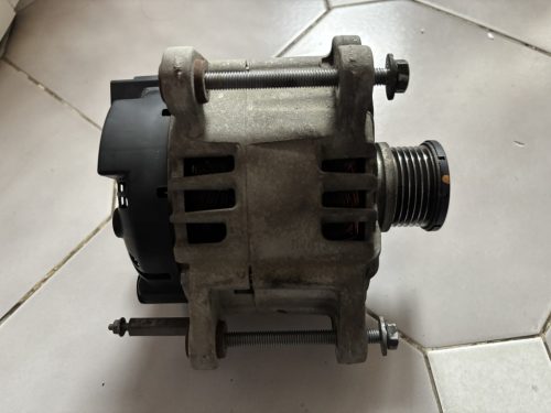 Skoda Octavia III 2.0 TDI generátor 03L903023L