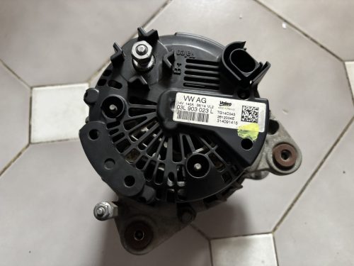 Skoda Octavia III 2.0 TDI generátor 03L903023L