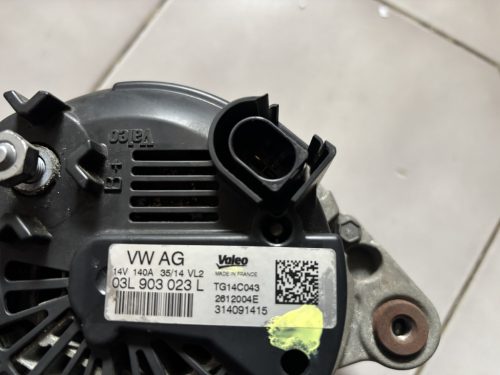 Skoda Octavia III 2.0 TDI generátor 03L903023L