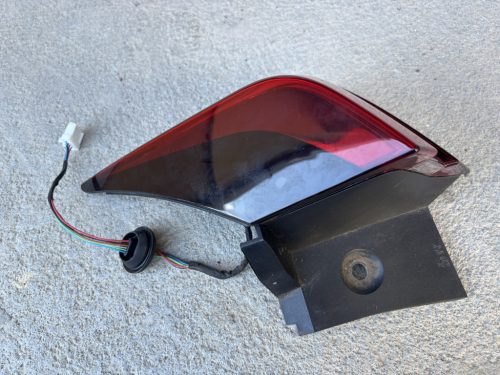 Nissan Juke F15 jobb hátsó lámpa 265506PA0A