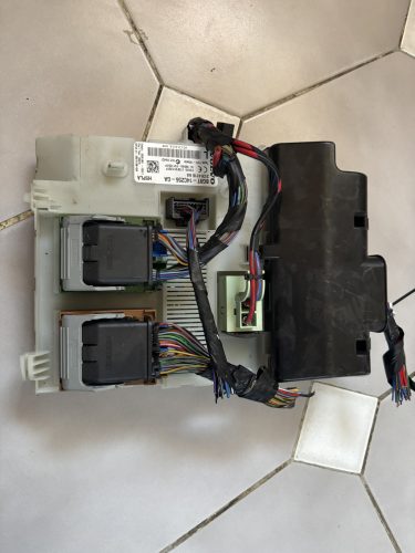 Volvo XC60 BSI modul, biztosítéktábla 31314116