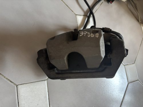 Tesla Model 3, Model Y jobb hátsó féknyereg 1044626-00-B