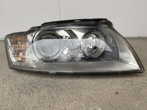 Audi A8, S8 4E jobb első lámpa, fényszóró 4E0941004BR