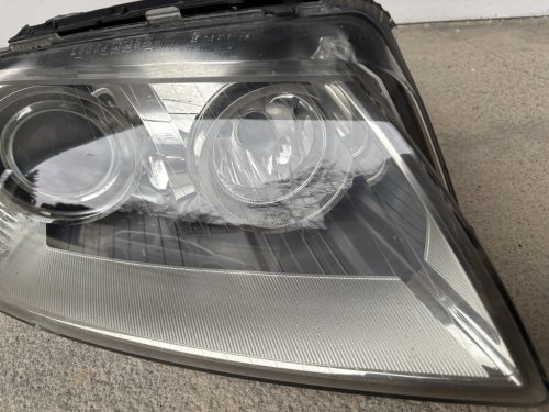 Audi A8, S8 4E jobb első lámpa, fényszóró 4E0941004BR