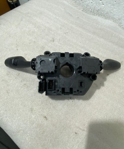 BMW 2 F46 Kormánykapcsoló 9368599