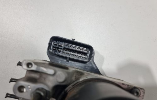 Lexus IS ABS kocka 4454053100