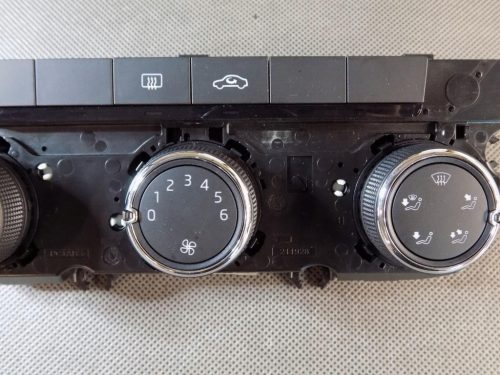 Skoda Karoq Klímapanel 565819047