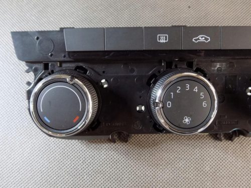 Skoda Karoq Klímapanel 565819047