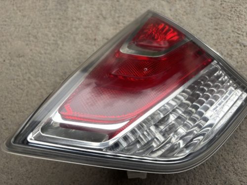 Nissan X-Trail T32 jobb hátsó lámpa 22617939