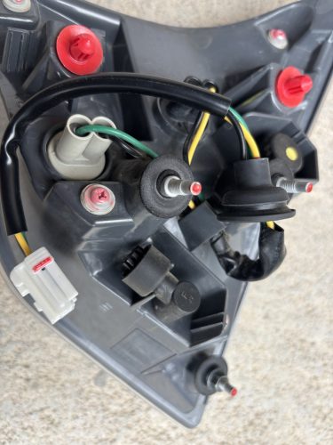 Nissan X-Trail T32 jobb hátsó lámpa 22617939