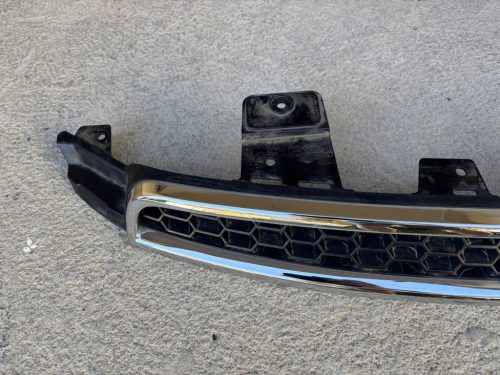 Chevrolet Orlando hűtőrács 95471003