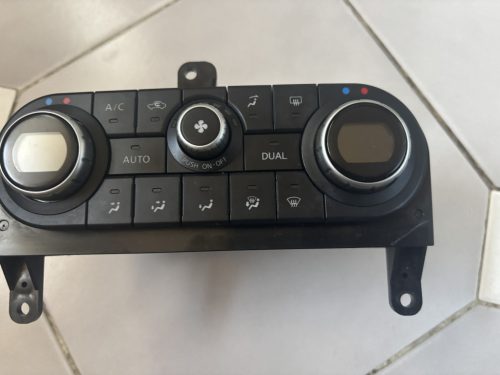 Nissan Qashqai J10 klíma, fűtés panel, kapcsoló 27500BR47B