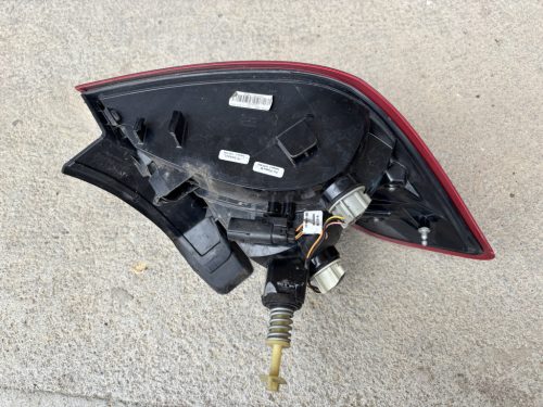 Ford Fiesta VIII jobb hátsó külső lámpa H1BB-13404-AH
