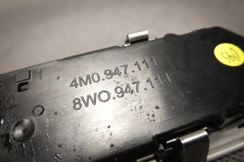 Audi Q7 LED-es hátsó utastér világítás 4M0947111A