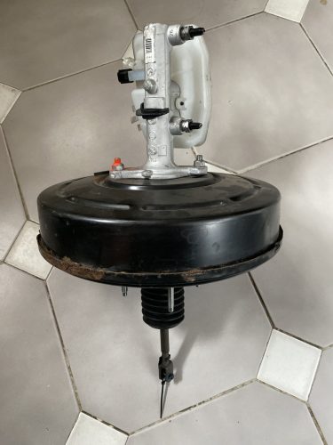 Renault Trafic III Fékrásegítő 472108651R