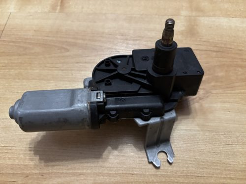 Chevrolet Captiva hátsó ablaktörlő motor 96627058